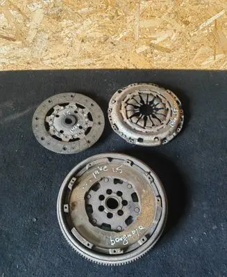 Nissan Juke I F15 Clutch set kit