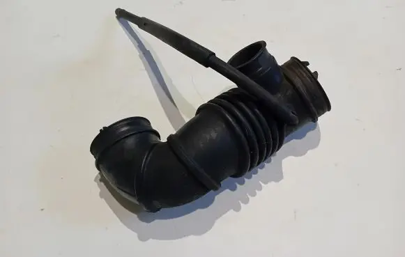 Mitsubishi Outlander Turbo air intake inlet pipe/hose NBR