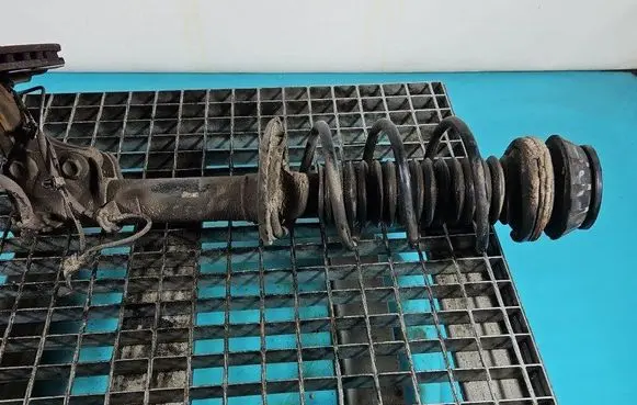 Suzuki Vitara (LY) Front shock absorber/damper IMPRK1430890
