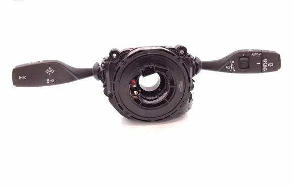 Wiper turn signal indicator stalk/switch