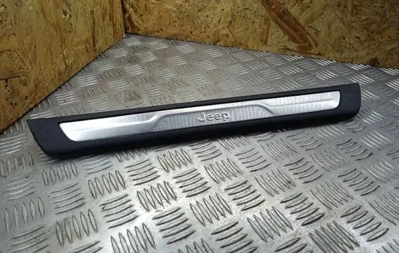 Jeep Grand Cherokee Other sill/pillar trim element 1NC81DX9AB