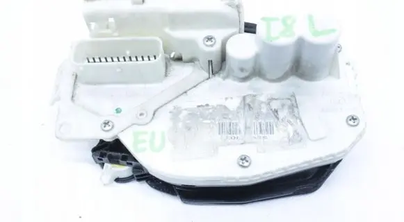 BMW i8 Front door lock 8497861 51218497861