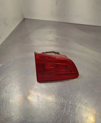 Volkswagen Touran II Tailgate rear/tail lights 1T0945093 112413 2TZ01046001