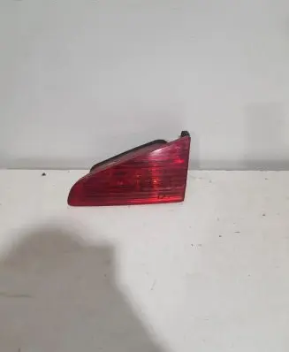 Peugeot 607 Rear/tail lights 2543