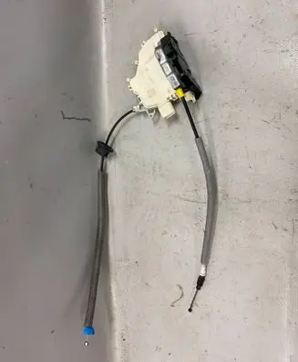 Audi Q7 4M Rear door lock 4G0839015C