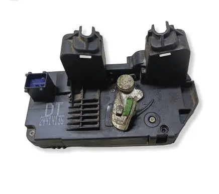 Opel Zafira A Rear door lock 2441435