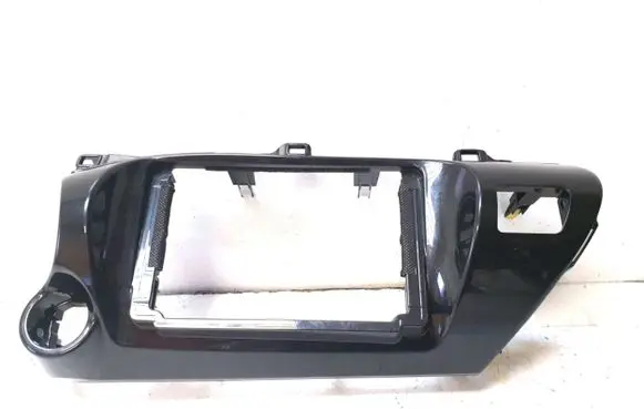 Toyota Hilux (AN120, AN130) Panel trim