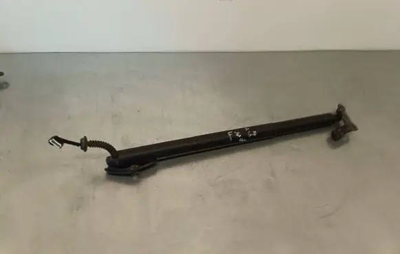 BMW 2 F46 Tailgate/trunk strut/damper 17893910 7365979 21072164100009