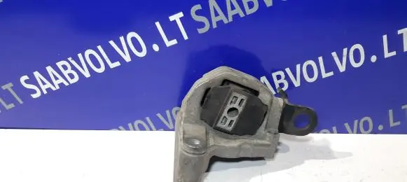 Volvo V70 Engine mounting bracket 30741583