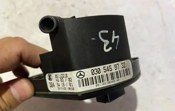 Mercedes-Benz E W211 Steering angle sensor a0305459732 0305459732