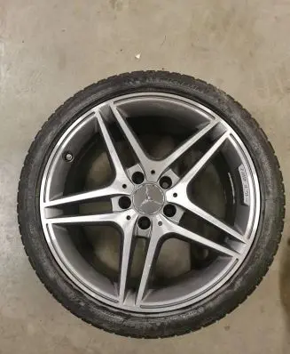 Mercedes-Benz C AMG W204 R18 alloy rim A2044019502