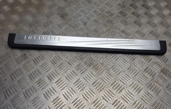 Infiniti Q70 Y51 Front sill trim cover 769B01BA0A