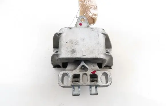 Skoda Octavia Mk1 (1U) Engine mount vacuum valve 