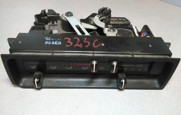 Mazda 323 Climate control unit BC5EB 4H31