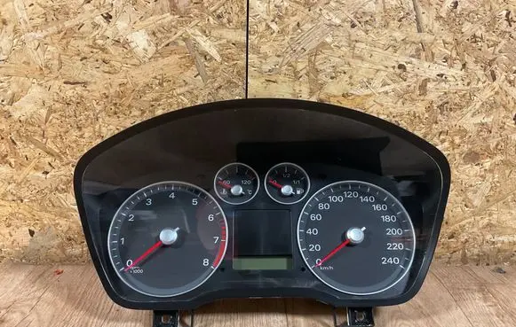 Speedometer (instrument cluster)