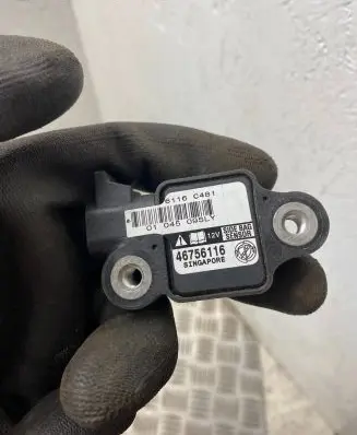 Alfa Romeo 147 Airbag deployment crash/impact sensor 46756116