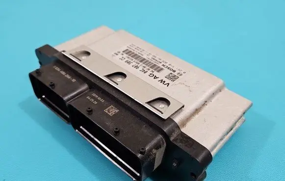 Skoda Fabia Mk3 (NJ) Engine control unit/module ECU 04C907309CC IMPRK1479616