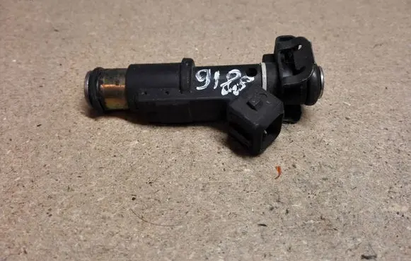 Peugeot 206 Fuel injector 01F003A 26921 H003