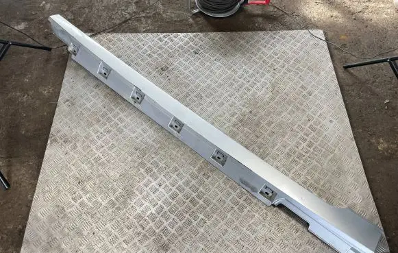 Volkswagen PASSAT B8 Sill 3G0853857
