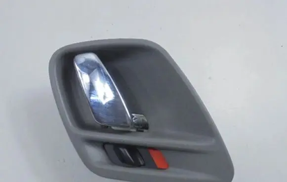 Jeep Grand Cherokee (WJ) Rear door interior handle 5FX74TRM-AB