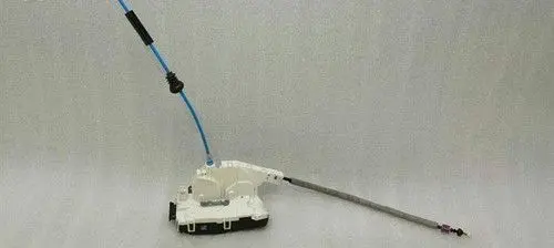 Mercedes-Benz E AMG W211 Coupe door lock (next to the handle) A0997300635