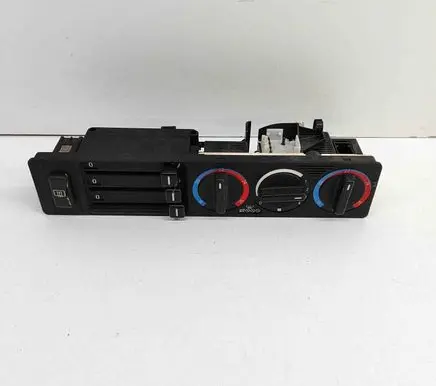 BMW 5 E34 Interior fan control switch 8351653 1384295
