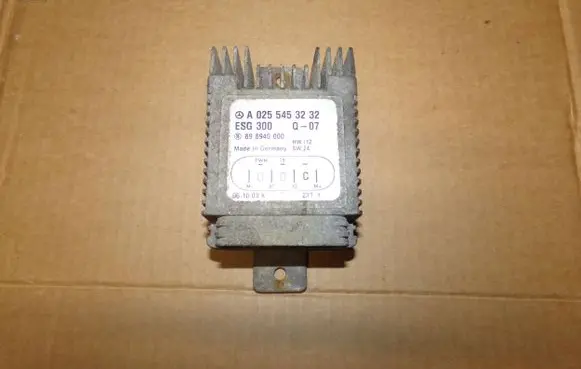 Mercedes-Benz A W168 Coolant fan relay 0255453232