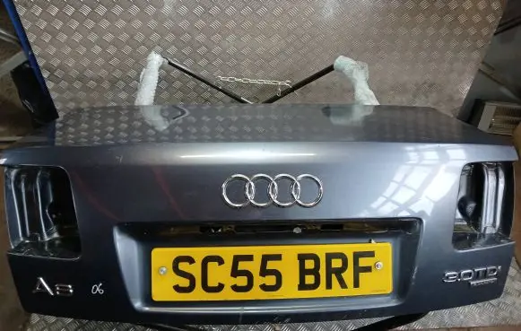 Audi A8 S8 D3 4E Tailgate/trunk/boot lid 32812480