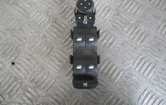 Peugeot 407 Electric window control switch