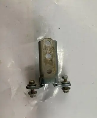 Mitsubishi Grandis Front door upper hinge GI4 001