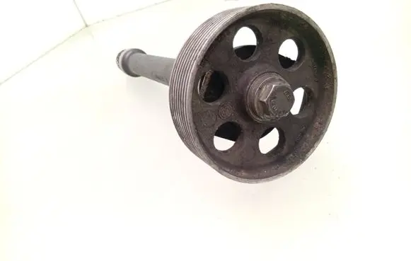Volkswagen PASSAT B4 Camshaft 028115019C