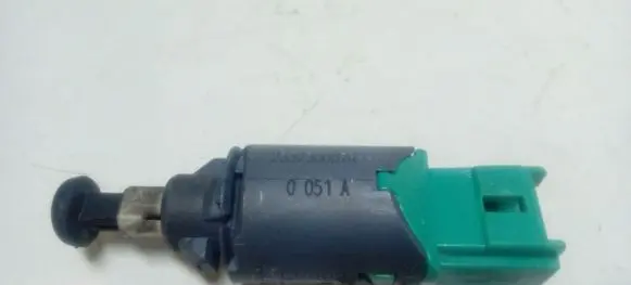 Renault Laguna III Brake pedal sensor switch 253250007R