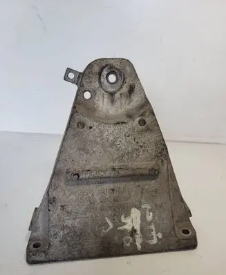 BMW 5 E60 E61 Engine mounting bracket 22116761112