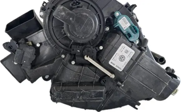 Volkswagen Sharan Interior heater climate box assembly 7N0820004B