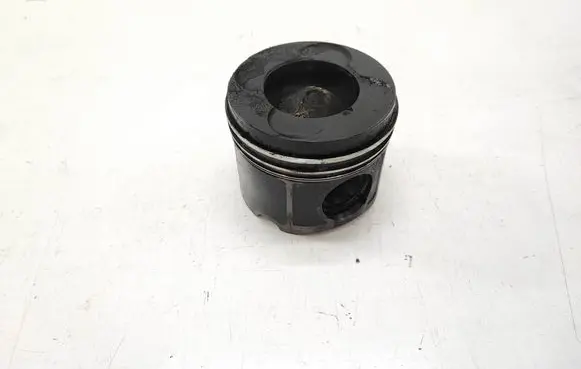 BMW 3 E90 E91 Piston 0840C