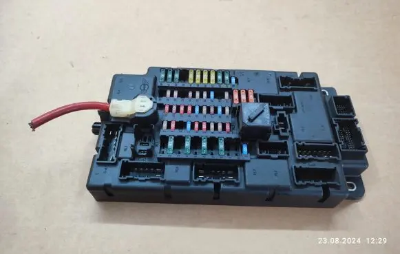 Mini One - Cooper Coupe R56 Fuse module 3456905