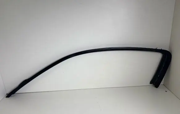 Audi Q5 SQ5 FY Front door glass trim molding CR336351239AA