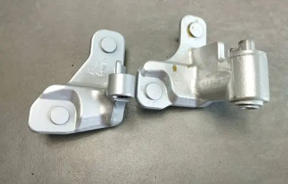 Mercedes-Benz CLS C218 X218 Front door hinge set 
