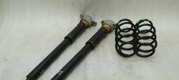 Mercedes-Benz A W176 Rear shock absorber/damper A1173201131
