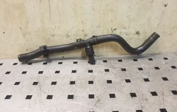 Volkswagen Polo V 6R Fuel line/pipe/hose 6R0130307C