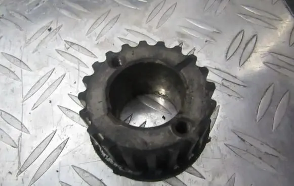 Volvo S40, V40 Crankshaft pulley