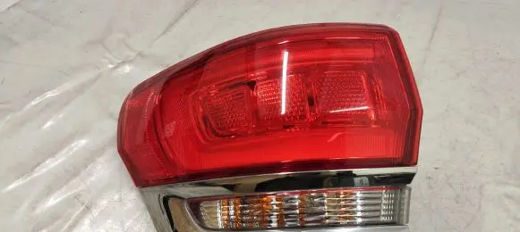 Jeep Grand Cherokee Rear/tail lights 68110001ae P68110001ae