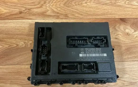 Mercedes-Benz B W245 Other control units/modules A1699004800 5DK00872845 1699004800