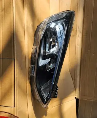 Ford Focus Headlight/headlamp MX7B-13E014--CC