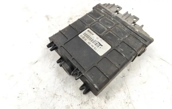 Volkswagen Polo III 6N 6N2 6NF Engine control unit/module 028906021C 0281001170