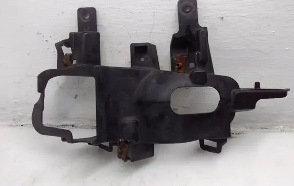 Nissan Qashqai Fog light bracket 26915HV00A