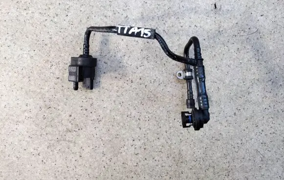 Audi TT TTS Mk2 Valve vacuum 06H906517HAOP 06H906517H