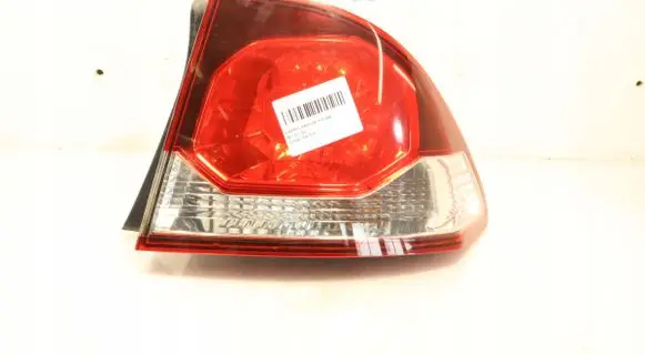 Honda Civic Rear/tail lights P8431R