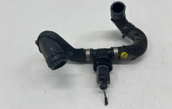 Porsche Panamera (971) Engine coolant pipe/hose 971820928B