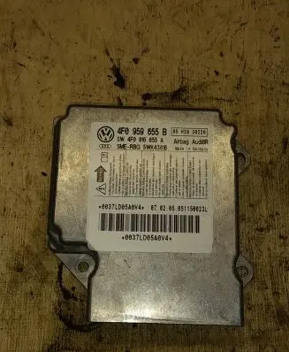Audi A6 S6 C6 4F Airbag control unit/module 4F0959655B 4F0910655A 05H29S0220